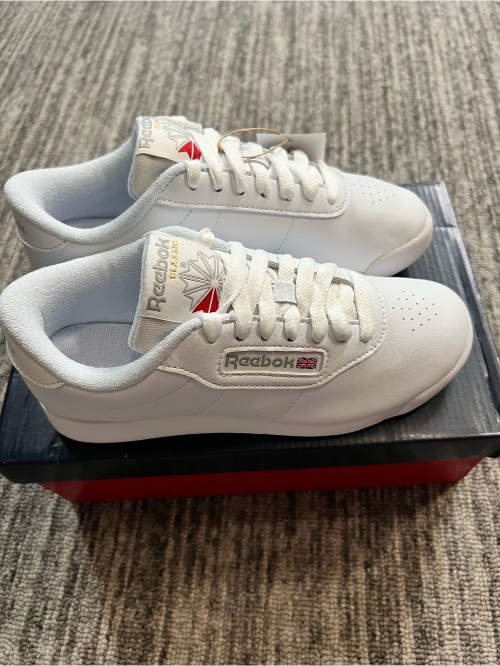 Reebok The Princess Sneaker Various Sizes - Picture 4 of 13